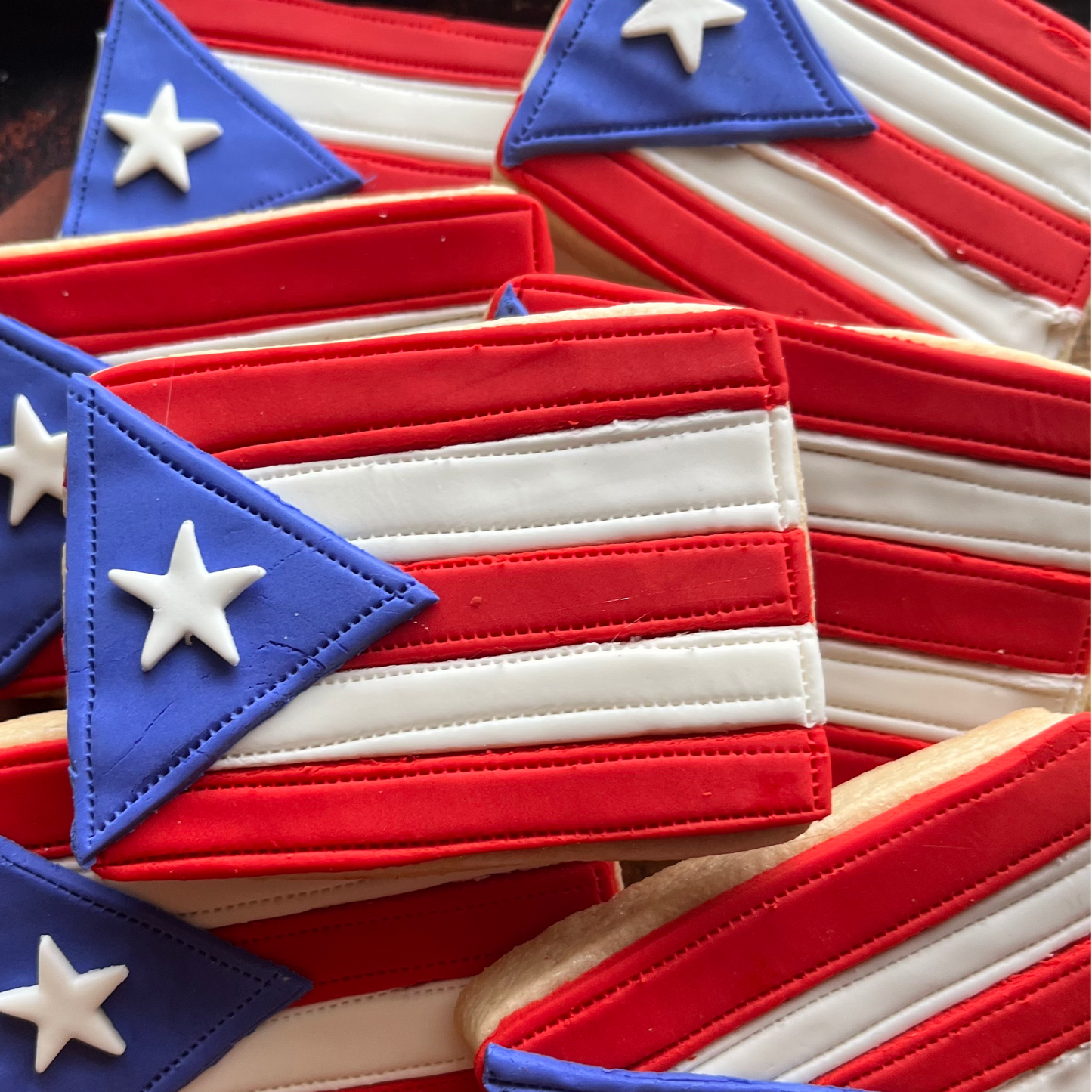 Puerto Rican Flag (dozen)