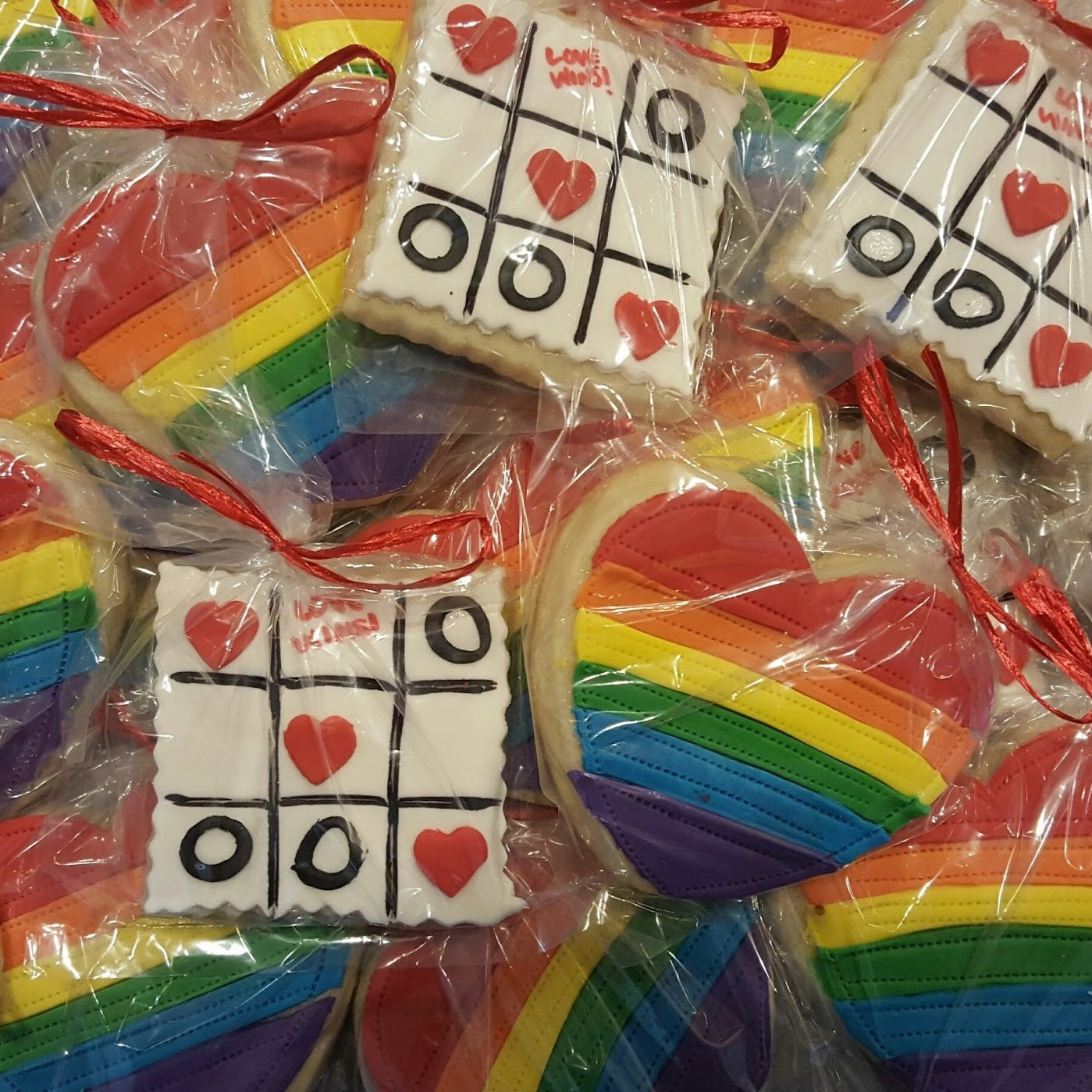 Love Wins! (dozen)
