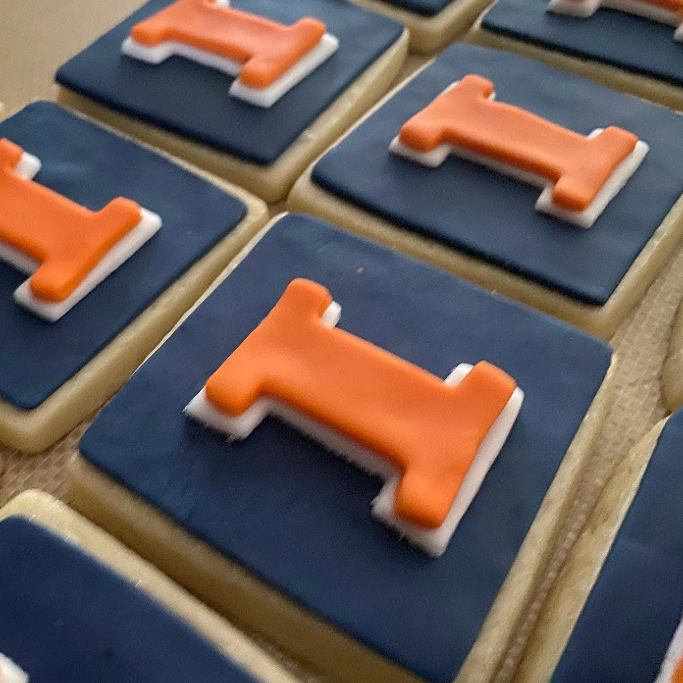 Fighting Illini "I" Cookies-zoom-1